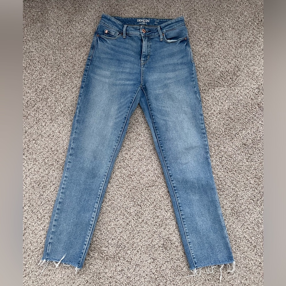 GUC ✨Denizen from Levi’s, High Waist Ankle Cropped Jeans✨